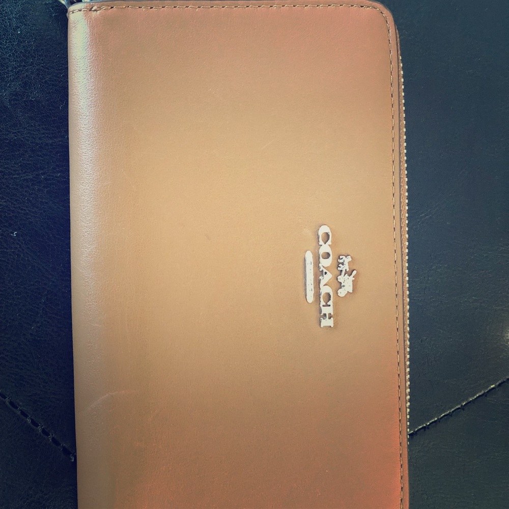 Authentic Coach double zip large wallet/wristlet